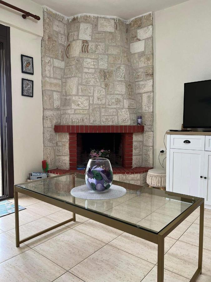 Nice Apartment With Amazing Views Kриопиги Екстериор снимка