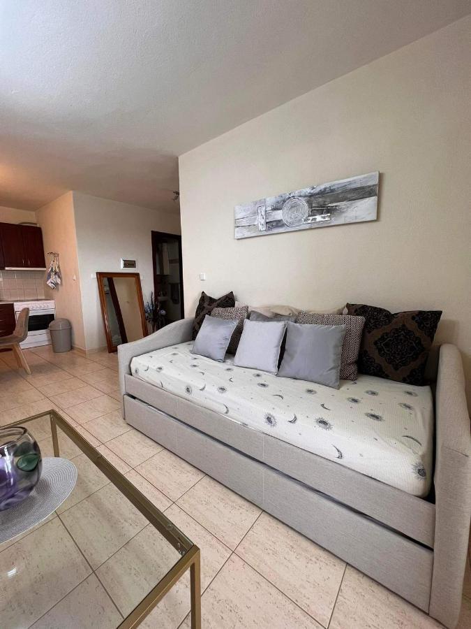 Nice Apartment With Amazing Views Kриопиги Стая снимка