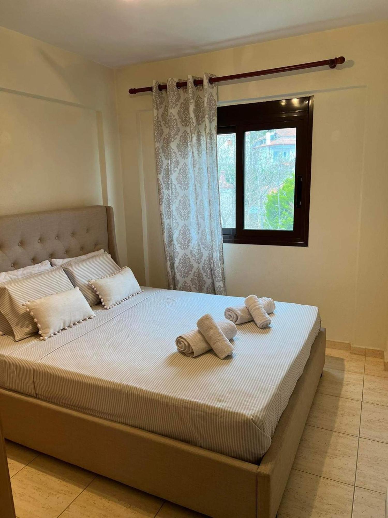 Nice Apartment With Amazing Views Kриопиги Стая снимка